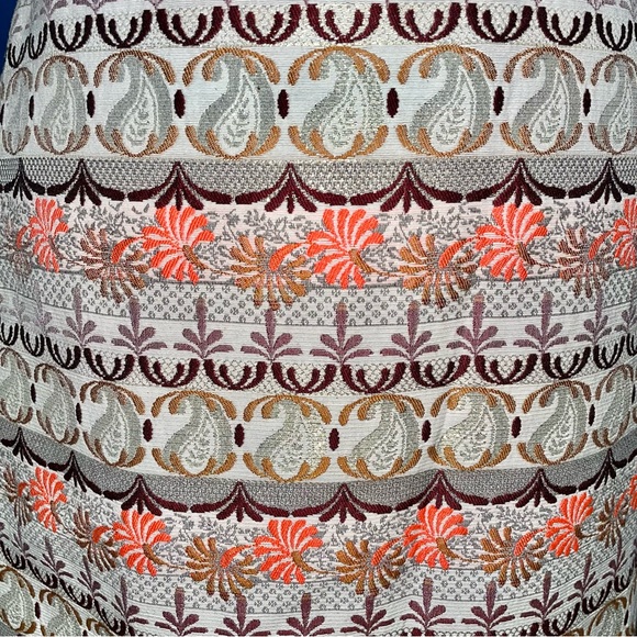 Loft CUTE Shimmer Brocade Skirt! Size 4 - Picture 3 of 4